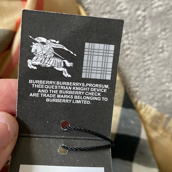 Burberry "Raspberry Sorbet Check" Scarf with Tags - Picture 10 of 12